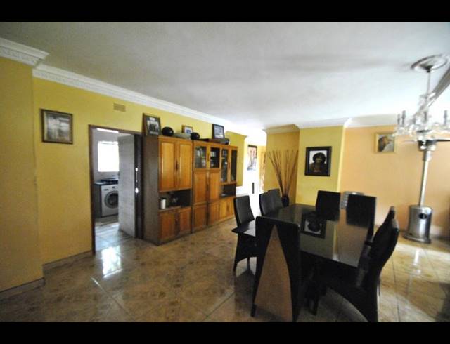 5 BEDROOM HOUSE FOR SALE IN DAWN PARK